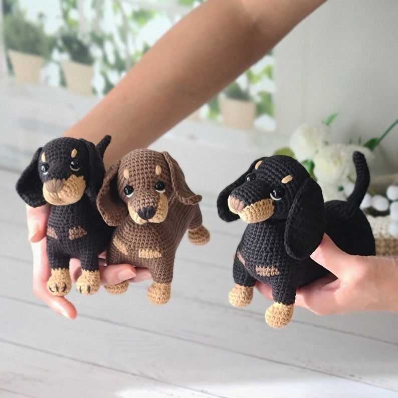 Crocheted Dachshund by Havanex