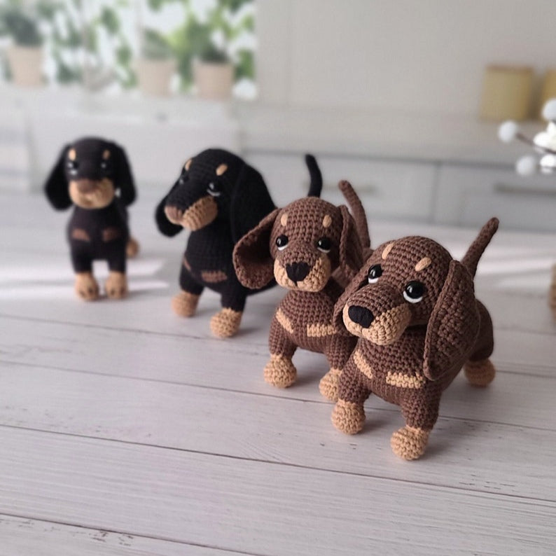 Crocheted Dachshund by Havanex