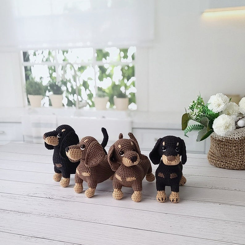 Crocheted Dachshund by Havanex